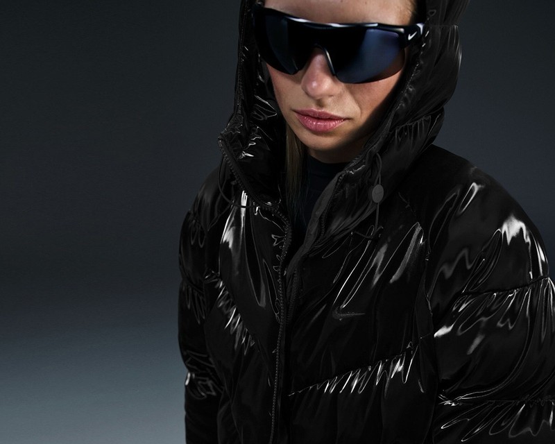 Women’s Size M Nike Windpuffer Therma-FIT Loose Hooded Shine Parka FV7827-010