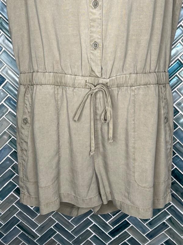 WOMENS BELLA DAHL LIGHT OLINE GREEN SLEEVELESS COLLARED UTILITY ROMPER TENCEL M