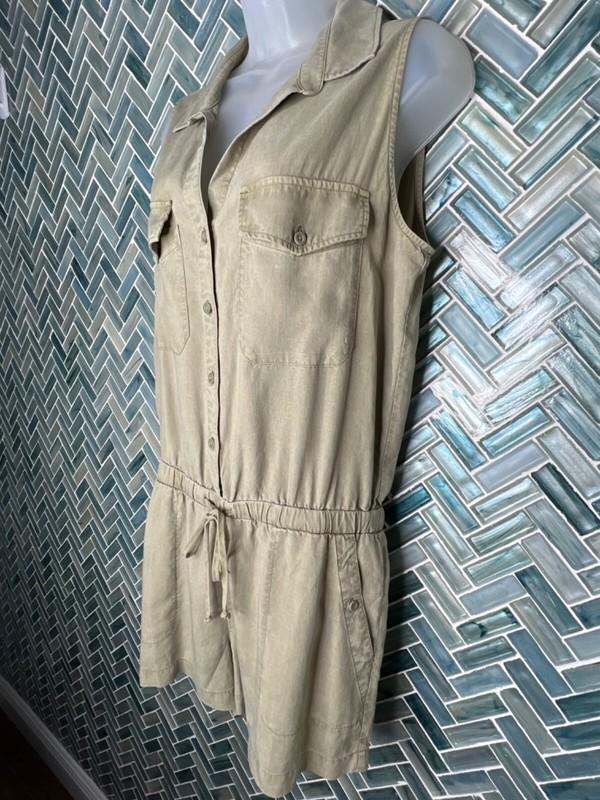 WOMENS BELLA DAHL LIGHT OLINE GREEN SLEEVELESS COLLARED UTILITY ROMPER TENCEL M