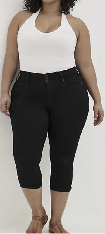 Womens Torrid High Rise Crop Black Jeggings Skinny Super Soft Jeans Size 16