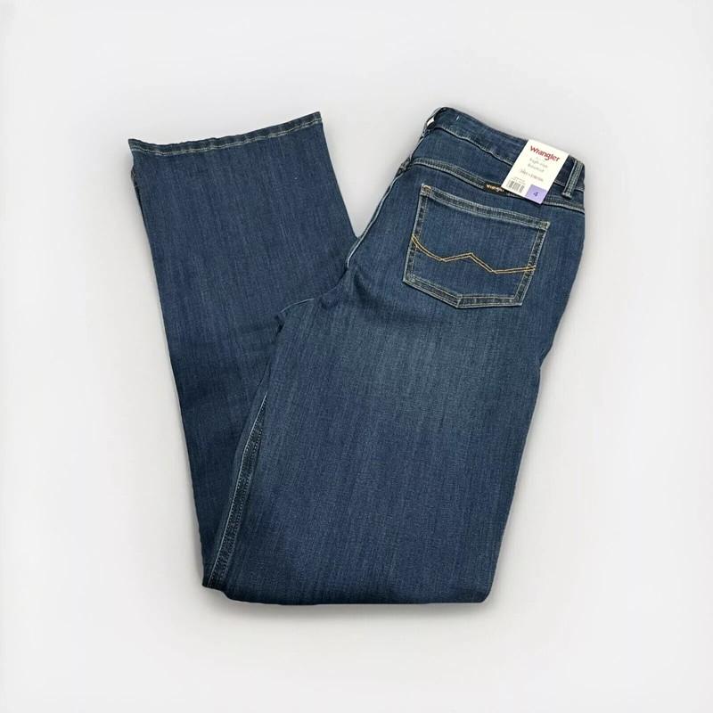 Wrangler Women's High-Rise Bootcut Free To Stretch Jeans E11