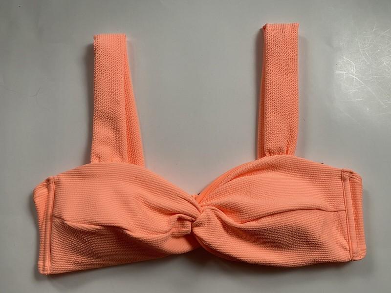 Xhilaration Women’s XL 12-14 Bikini Top Melon Orange Twist-Front Bralette