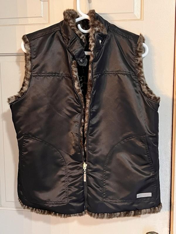 XL Guess Reversible Leopard Faux Fur Vest Full Zip Pockets EUC