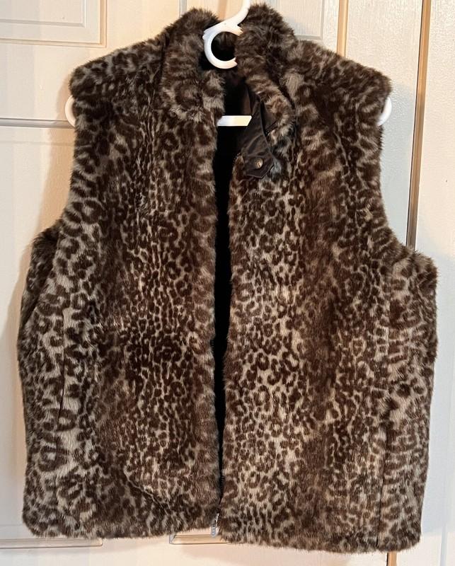 XL Guess Reversible Leopard Faux Fur Vest Full Zip Pockets EUC