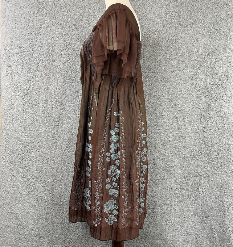 Young Essence Mini Dress Womens M/L Brown Blue Floral Smocked Flutter Slv Fairy