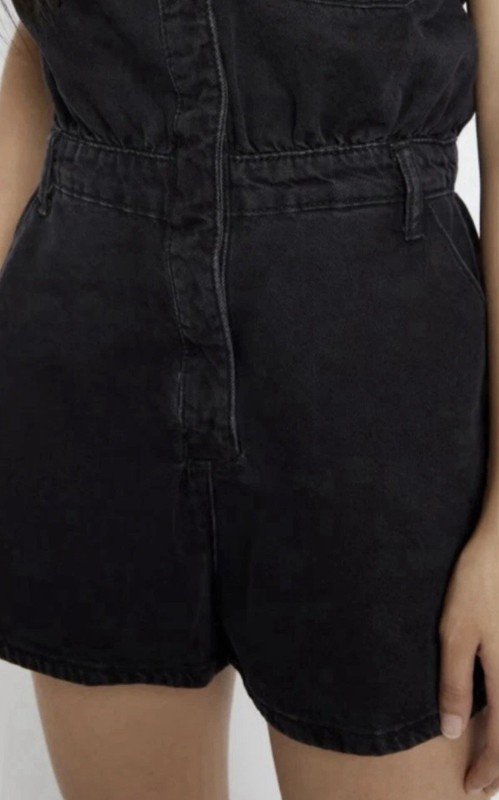 ZARA Large Black Snap-Button Sleeveless Collared Pockets Short Denim Jumpsuit
