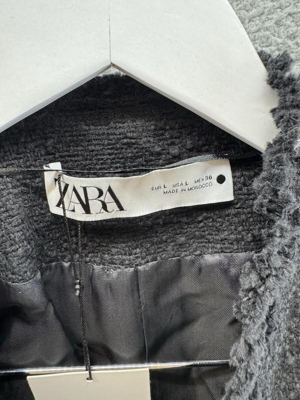 Zara Women's Size L Black Gold Button Up Over Jacket NWT