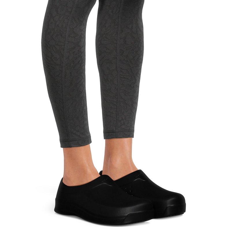 TredSafe Adult Unisex Caspian Slip Resistant Clogs