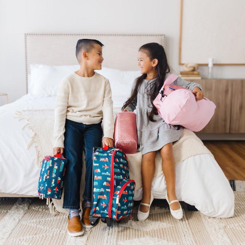 Wildkin Kids Overnighter Duffel Bag For Boys & Girls Features Two Carrying Handles And Removable Padded Shoulder Strap BPA & Phthalate Free (Lilac)