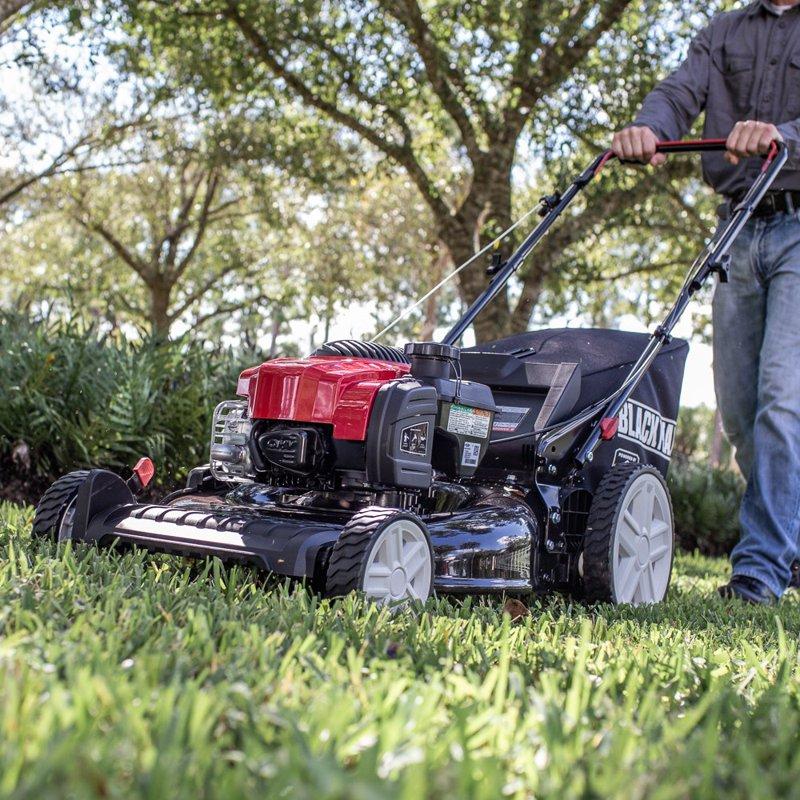 Black Max 21-inch Gas Powered Walk-Behind Lawn Mower With 150cc EXi625 Briggs And Stratton Engine