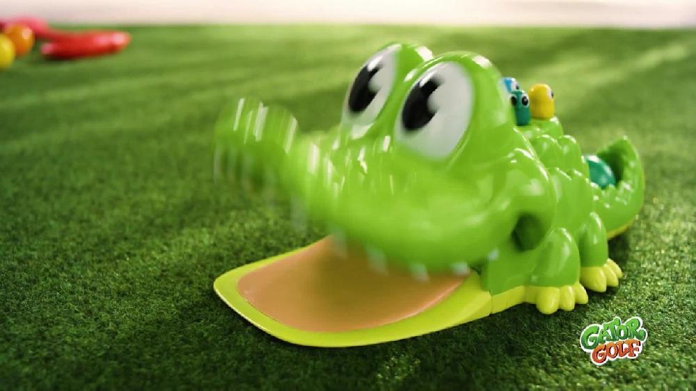 Goliath Games - Gator Golf- The Fun Play-at-Home Mini-Golf Skill & Action Game