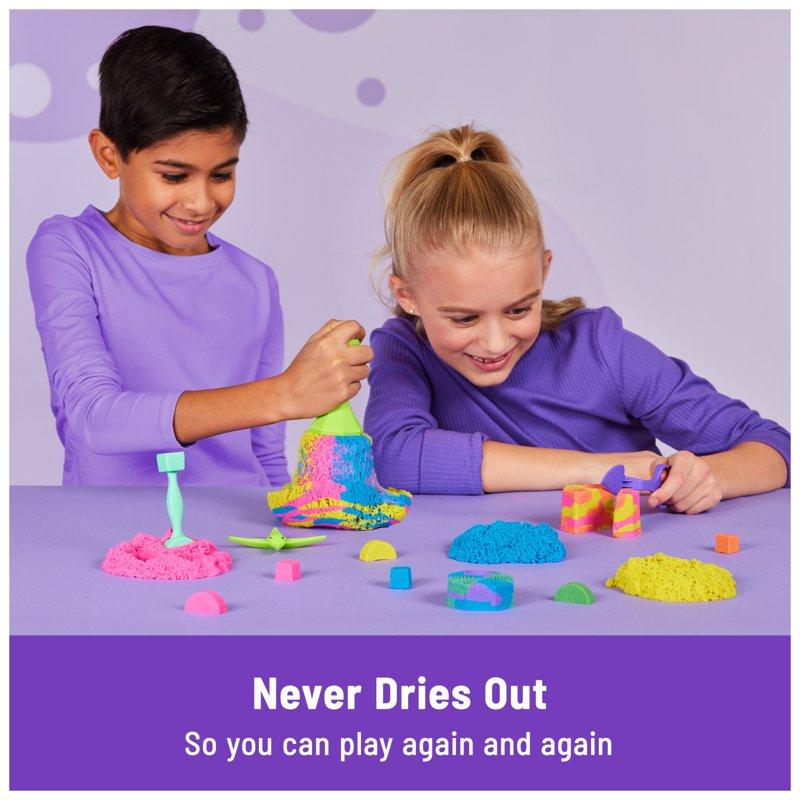 Kinetic Sand Squish N’ Create Sensory Toy Playset