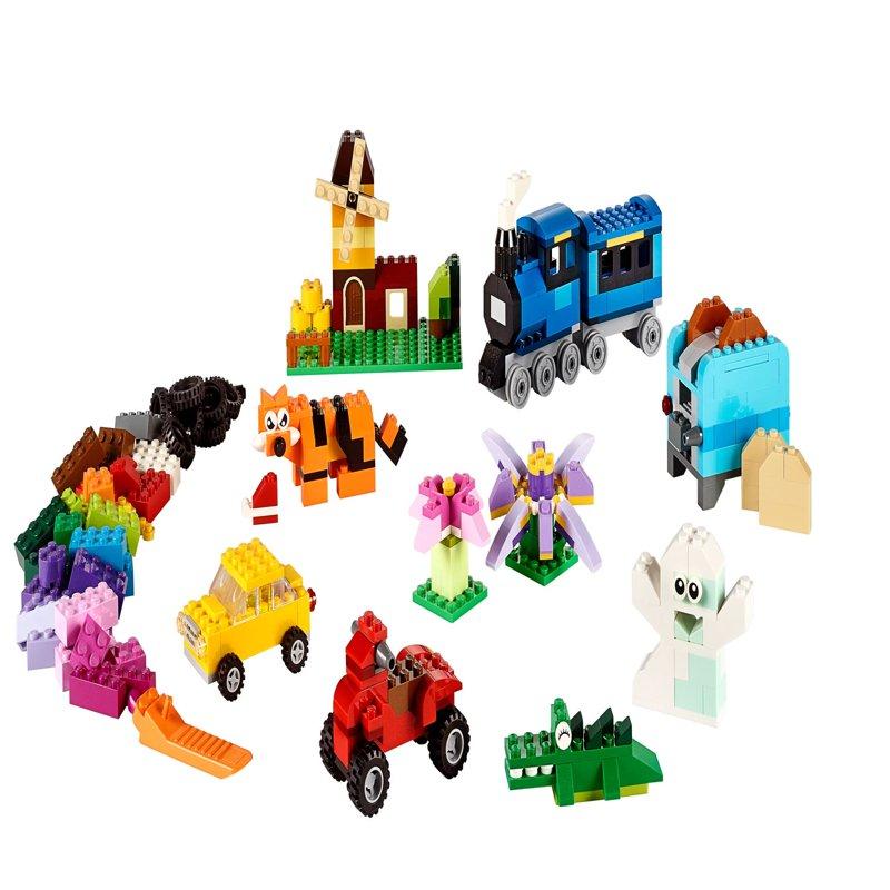 LEGO Classic Medium Creative Brick Box Toy Set With Train Car Tiger Birthday Gift For Kids 4+ 10696
