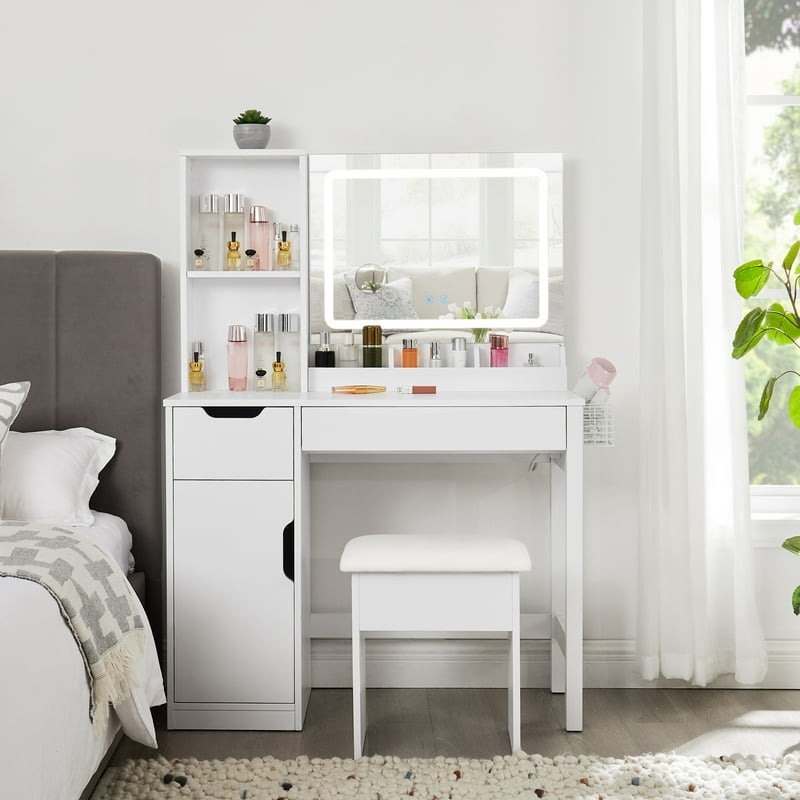 Mainstays Get Ready with Me GRWM Deluxe 2-Piece Vanity and Stool with Lighted Mirror and USB Power White Finish