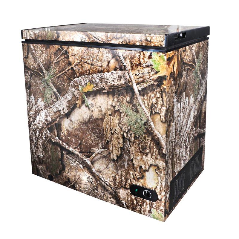 Realtree 7-cu Ft Manual Defrost Chest Freezer (Camouflage)