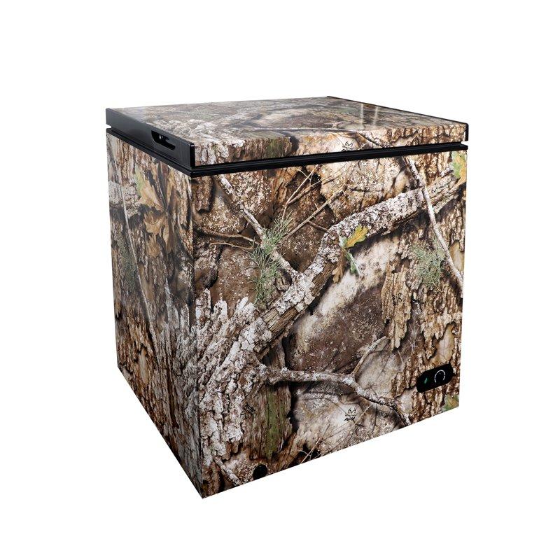 Realtree 7-cu Ft Manual Defrost Chest Freezer (Camouflage)