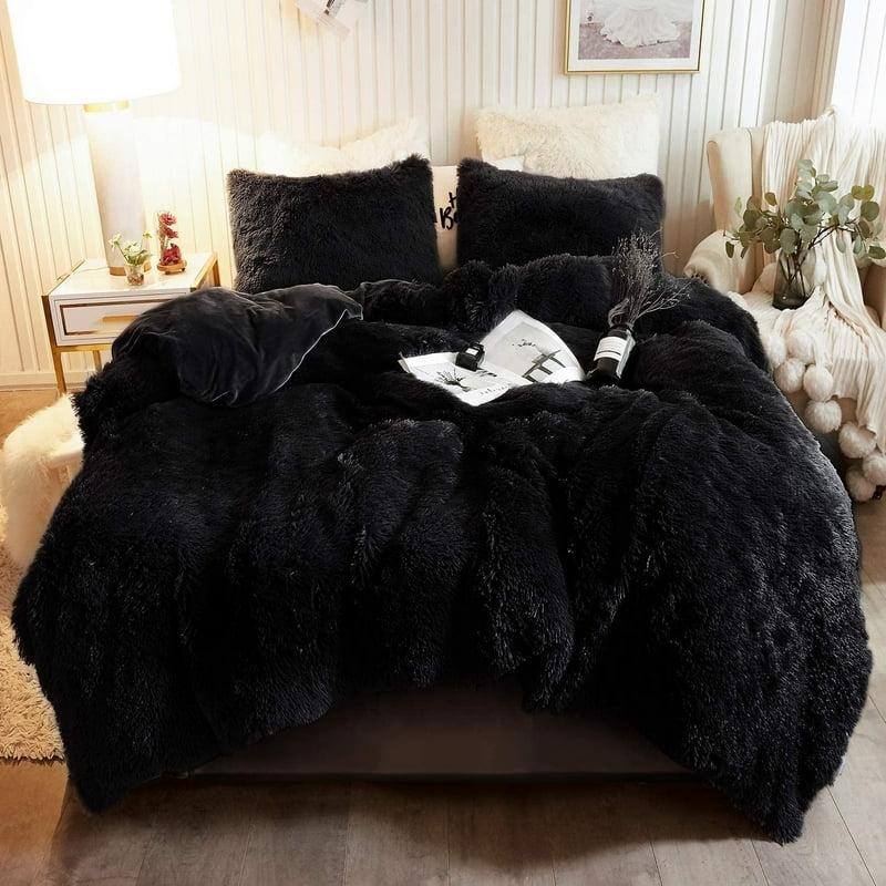 XeGe 3 Pieces Furry Plush Duvet Cover Set Black Faux Fur Comforter Cover Set Luxury Soft Velvet Fuzzy Fluffy Bedding Set Shaggy Duvet Cover with 2 Pillow Covers Zipper Closure Queen Size Black