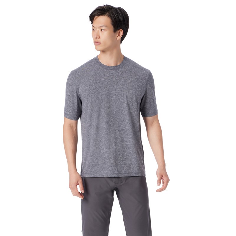 Bass & Co. Men's and Big Men's Core Performance Tee with Short Sleeves Sizes S-3XL