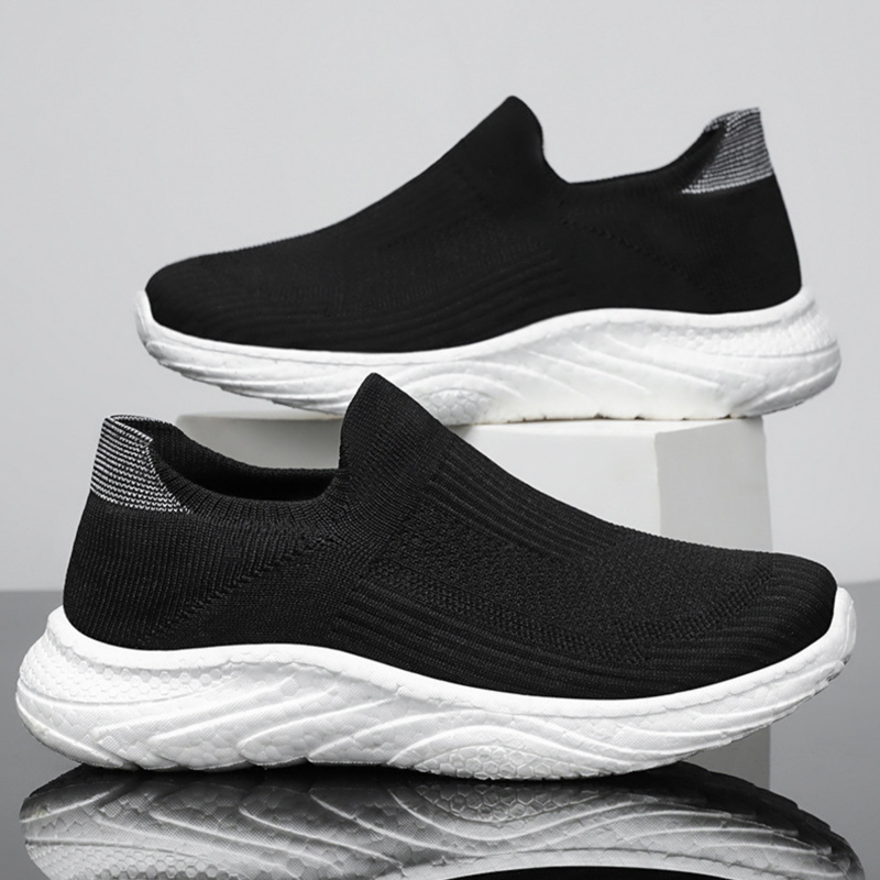 BERANMEY Breathable Mesh Running Shoes Women's Lightweight Slip-On Sneakers Comfortable Casual Tennis Shoes For Walking & Sports Casual Sneakers For Women And Men Couple Shoes