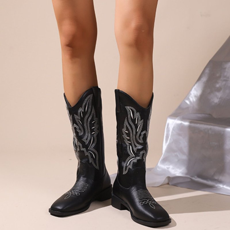 BERANMEY Women Embroidered Pull On Wide Calf Knee High Cowgirl Boots Classic Retro Chunky Heel Western Cowboy Boots For Women