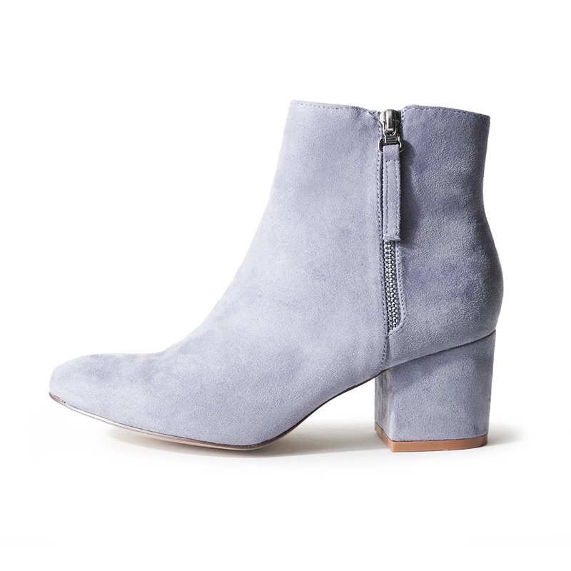 J. Adams Zuma Ankle Bootie Stylish And Comfortable Close-Pointed Toe Low Block Zip-Up Women's Boot