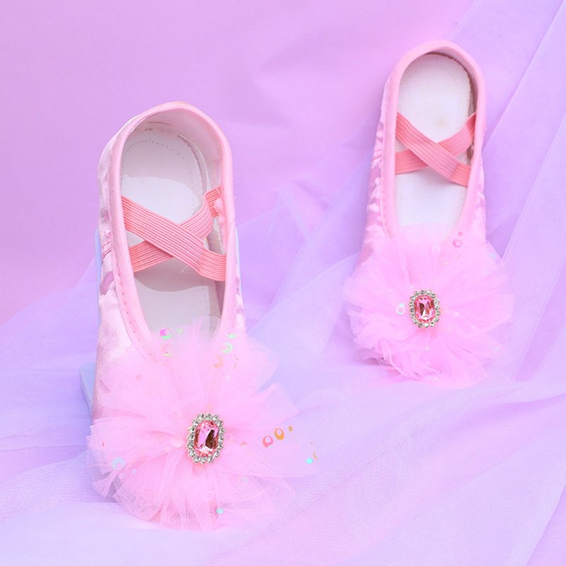 QWIED Ballet Shoes For Girls Ballet Performances Diamond Lace Yoga Children Comfortable And Breathable Dance Shoes 5.5 Years-6 Years