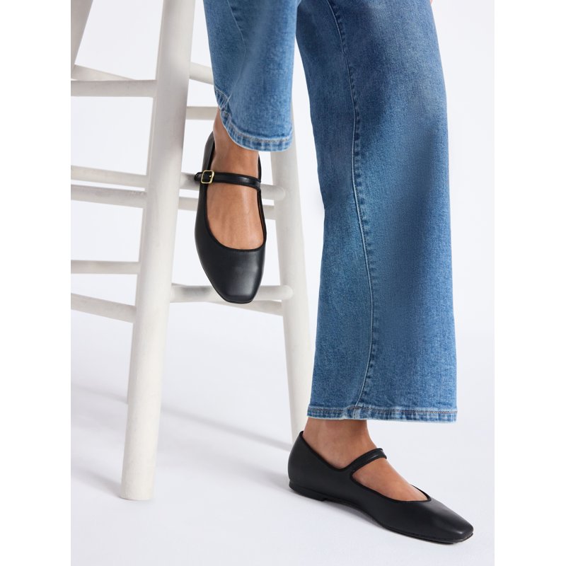 Time And Tru Women's Faux Leather Mary Jane Flats