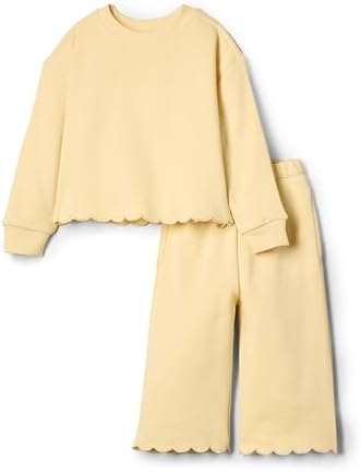 Amazon Essentials x Sofia Grainge Toddlers and Baby Girls' French Terry Trouser and Top Set