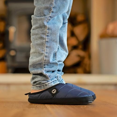 Lakeland Active Children's Wolfa Quilted Ultra-Warm Tent Slippers