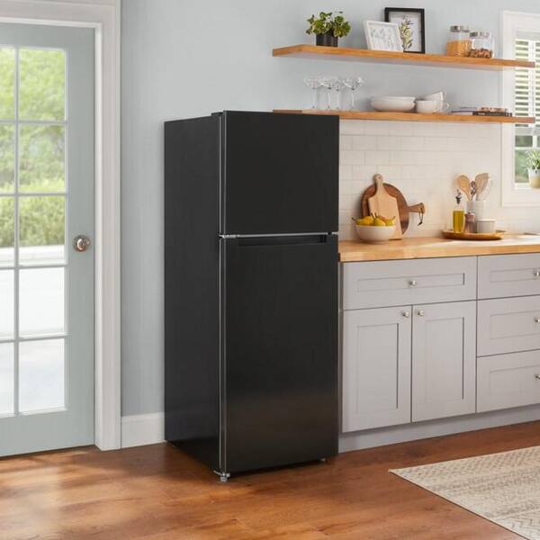 Vissani 10.1 Cu. Ft. Top Freezer Refrigerator In Black