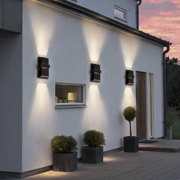 Laplusbelle 3-Light Matte Black Aluminum LED Outdoor Wall Lantern Sconce