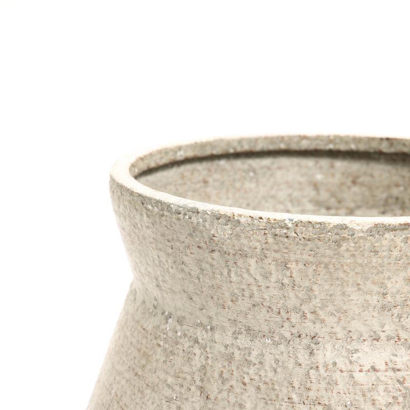 Wayfair 2-Piece Beige Cachepot Planter Cauldron Set With Black Stands (Set Of 2)