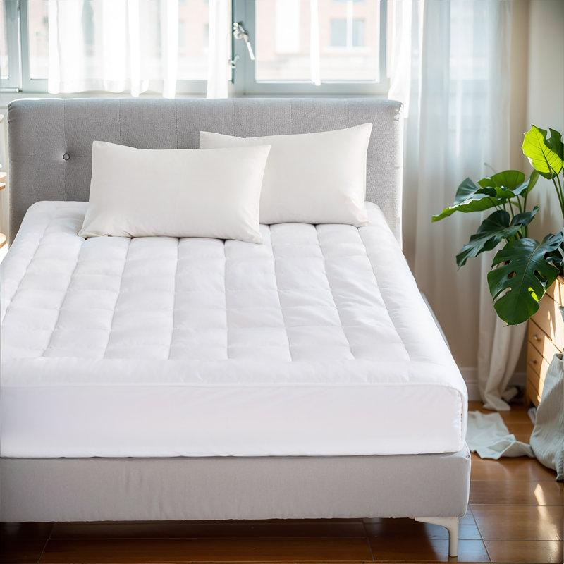 Wayfair Cloud Soft Overfilled Plush Waterproof Mattress Pad