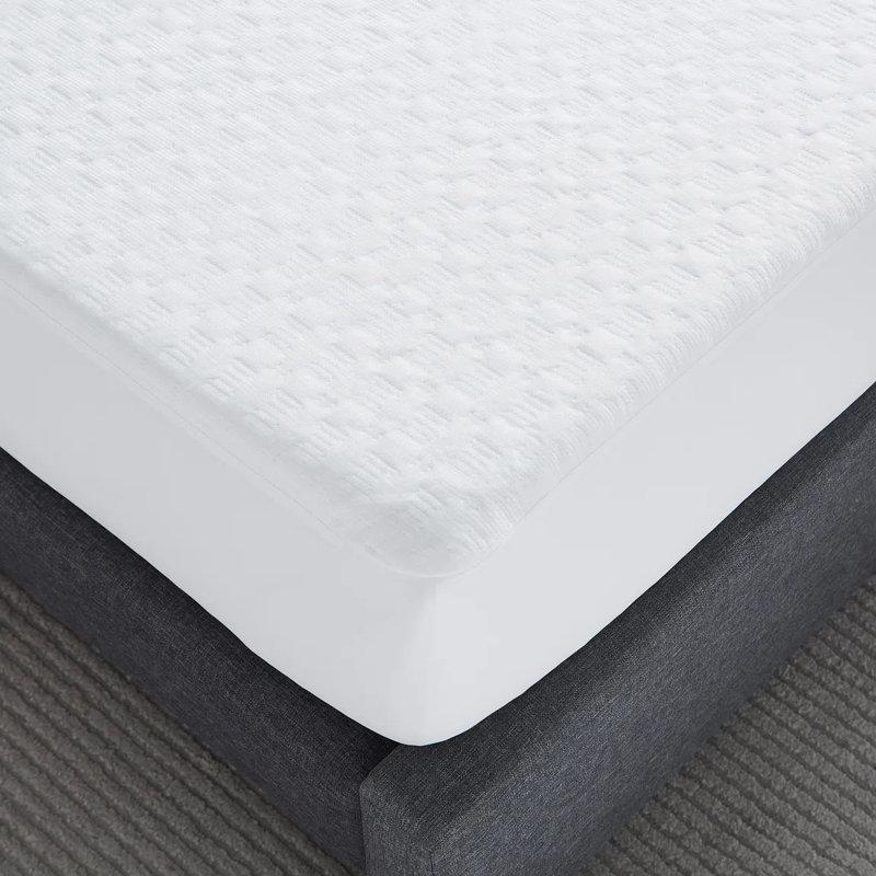 Wayfair Stearns And Foster Cooling Hypoallergenic And Waterproof Fitted Mattress Protector