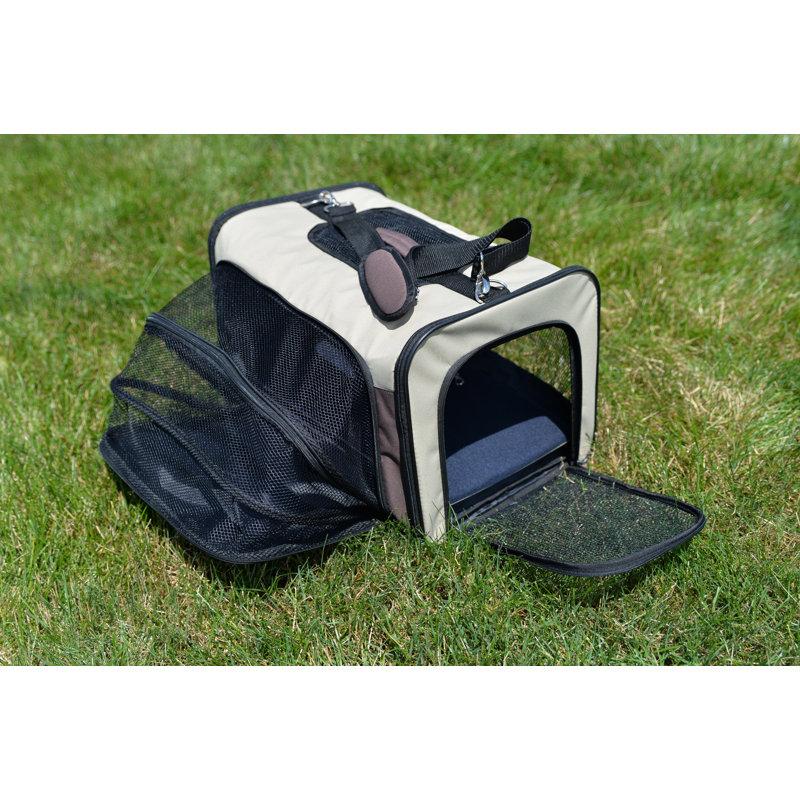 Wayfair Collapsible Pet Carrier With 1 Door