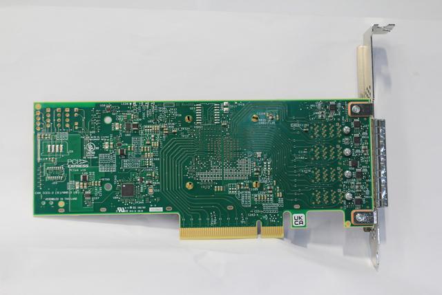 Broadcom HBA 9500-16e Interface Cards/adapter SAS - 05-50075-00