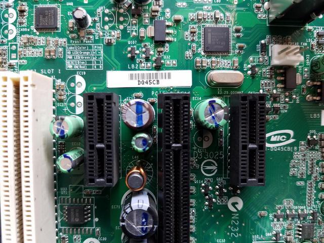 Intel DQ45CB LGA 775/Socket T DDR2 SDRAM Desktop Motherboard