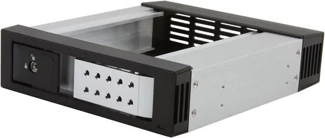 iStarUSA BPN-DE110SS-SILVER Trayless 5.25" to 3.5" SATA SAS 6 Gbps HDD Hot-swap Rack