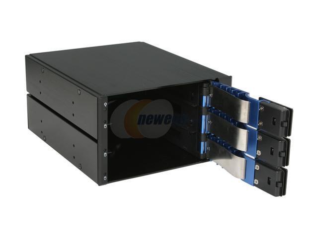IStarUSA BPN-DE230SS-BLUE 2 X 5.25" To 3 X 3.5" SAS / SATA Trayless Hot-Swap Cage - OEM