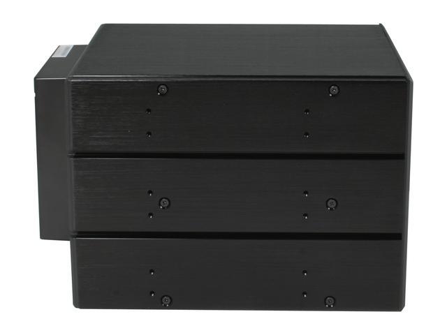 IStarUSA BPN-DE340SS-BLACK 3 X 5.25" To 4 X 3.5" SAS / SATA 6.0 Gb/s Trayless Hot-Swap Cage - Black Handle - OEM