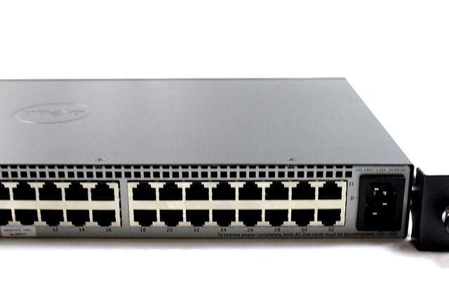 NEW Dell F4W28 PowerEdge 4322DS KVM-4322DS 32-Port Server Remote Console Rack-Mountable Switch 0F4W28 CN-0F4W28