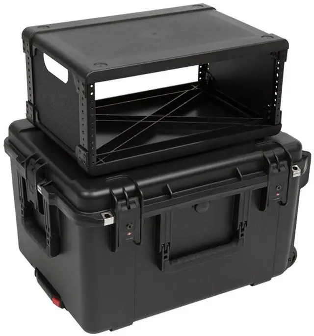 SKB iSeries Case with Removable 4U Injection Molded Rack Cage #3I-2217M124U