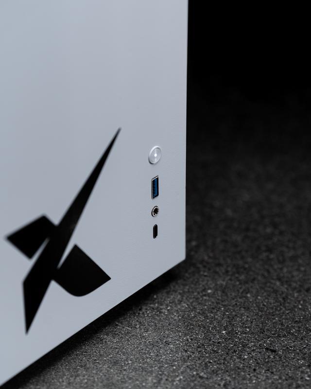 Xidax X-6 Series AMD Ryzen 7 7800X3D (4.2GHz Up To 5.0GHz) AMD Radeon RX 9070XT 16GB 2TB NVMe M.2 SSD 32GB (2x16GB) RAM Genuine Window 11 Home Xen White Gaming Desktop - Assembled & Serviced In Utah