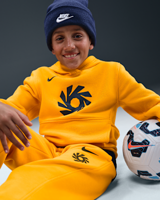 Nike Erling Haaland Club Fleece Big Kids' Soccer Hoodie