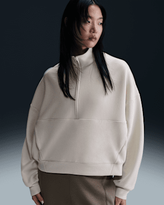 Nike Nike 24.7 ImpossiblySoft Women's Dri-FIT Oversized 1/2-Zip Top