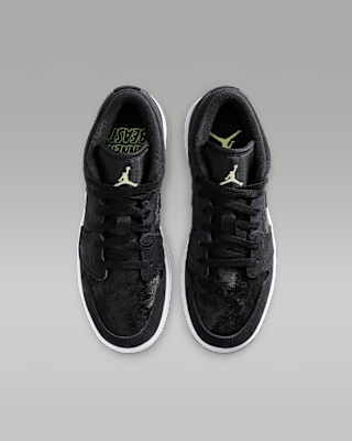 Nike Air Jordan 1 Low Big Kids' Shoes
