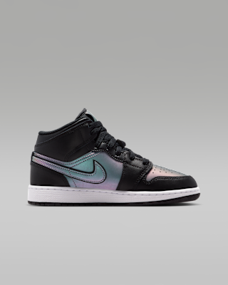 Nike Air Jordan 1 Mid SE Big Kids' Shoes
