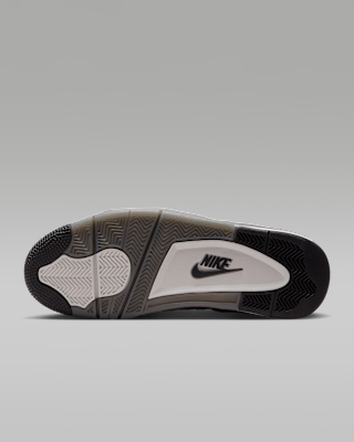 Nike Air Jordan 4 Retro