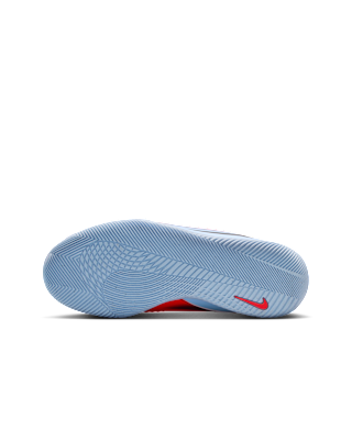 Nike Nike Jr. Phantom 6 Low Club Big Kids' Indoor/Court Soccer Shoes