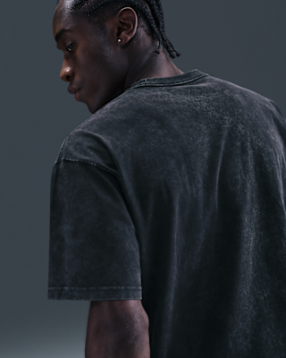 Nike Nike Men's Basketball T-Shirt Men's Basketball T-Shirt